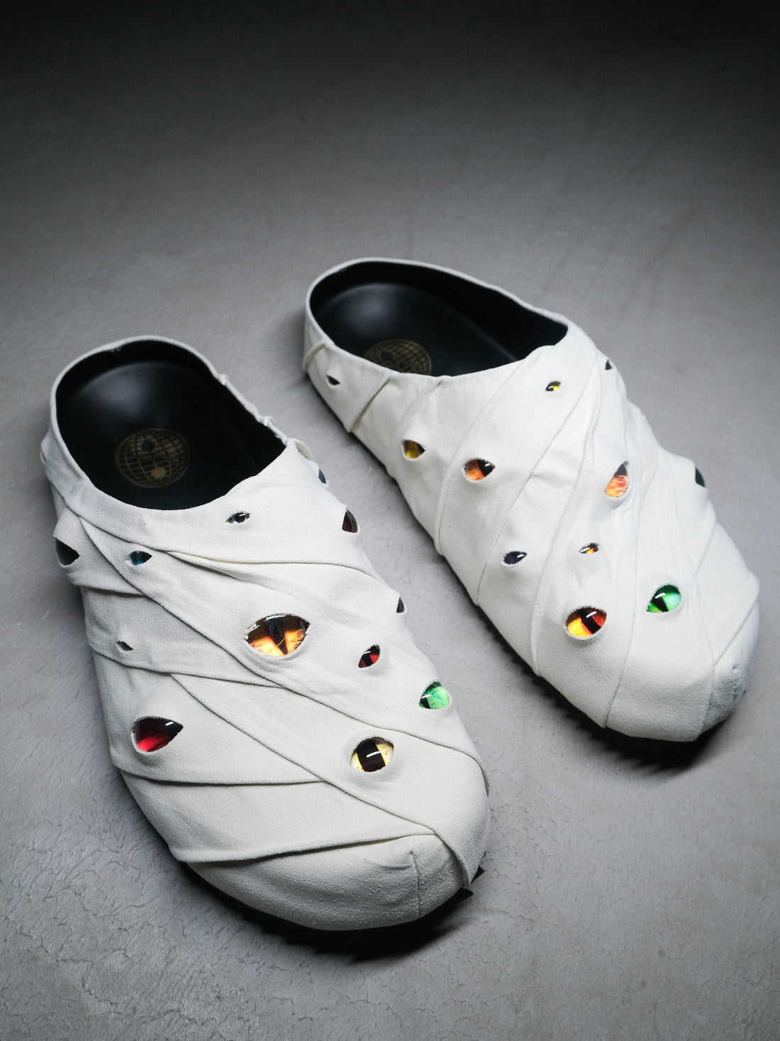 Escnes Worldwide Eyeball Mules “Mummy”