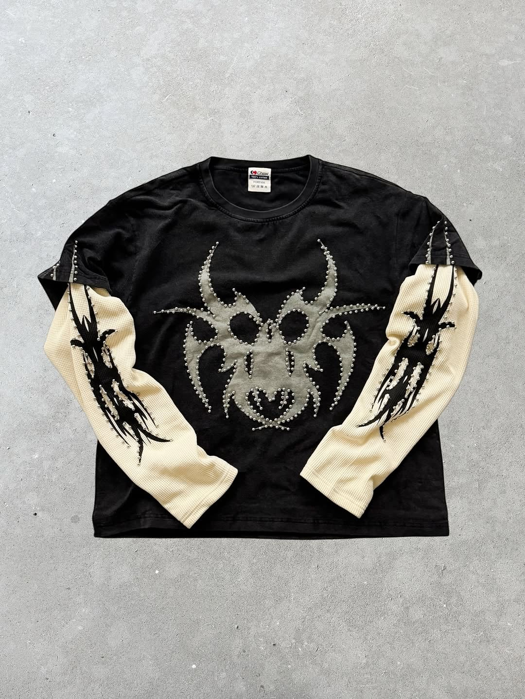 Chew Forever Layered Longsleeve “Studded Roach”