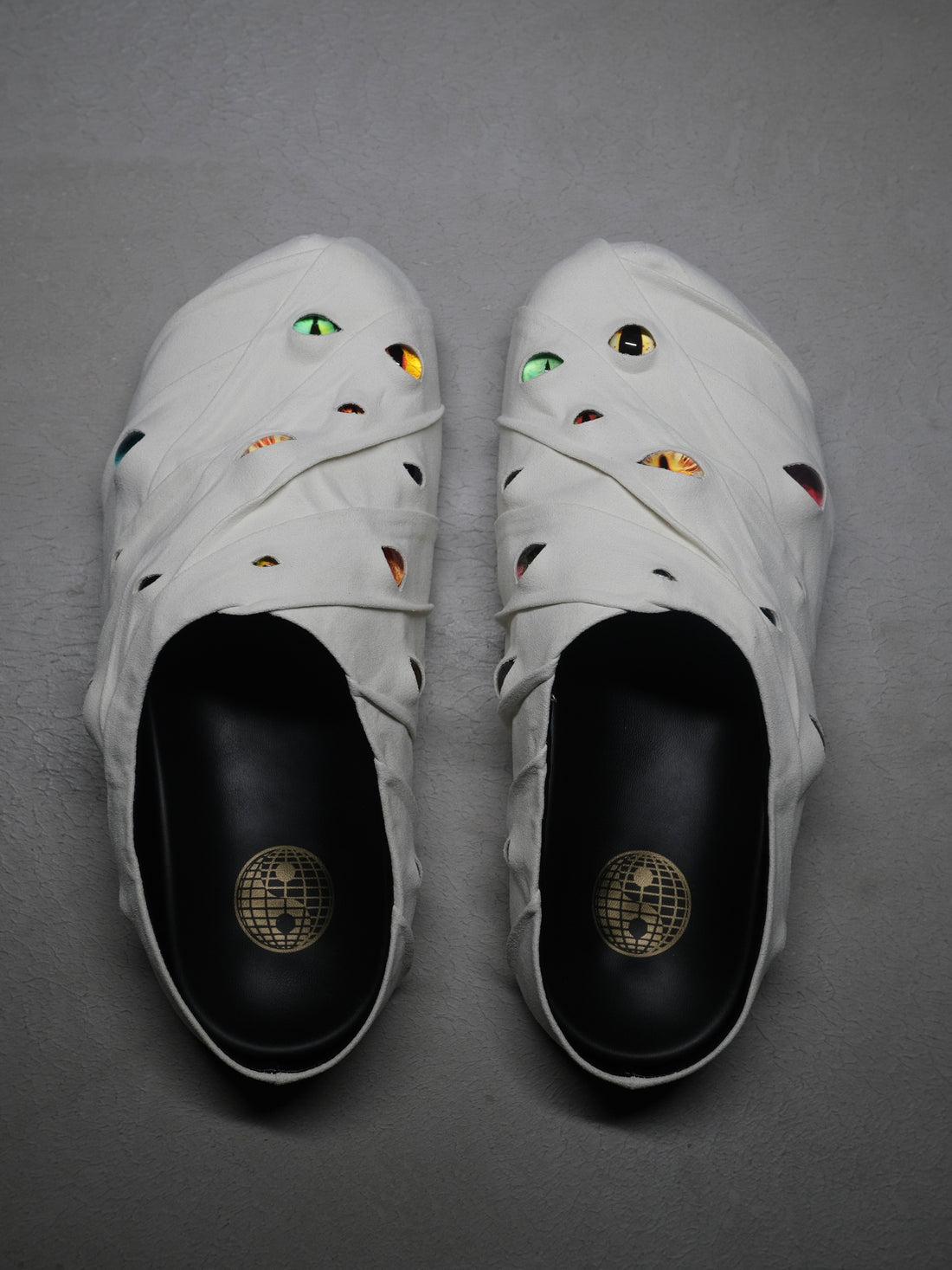 Escnes Worldwide Eyeball Mules “Mummy”