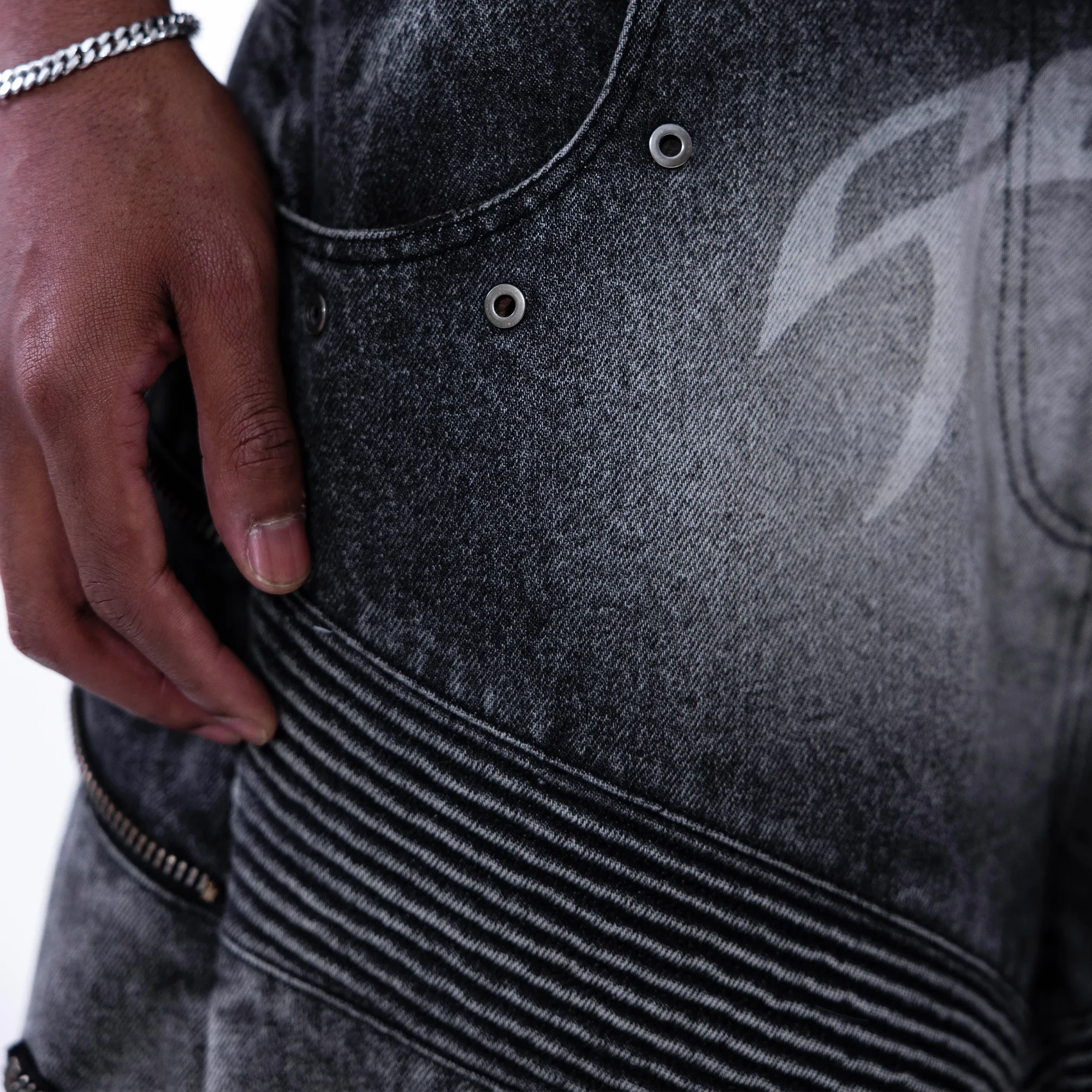 Night Heavy-Duty Denim Pants “Washed Black”