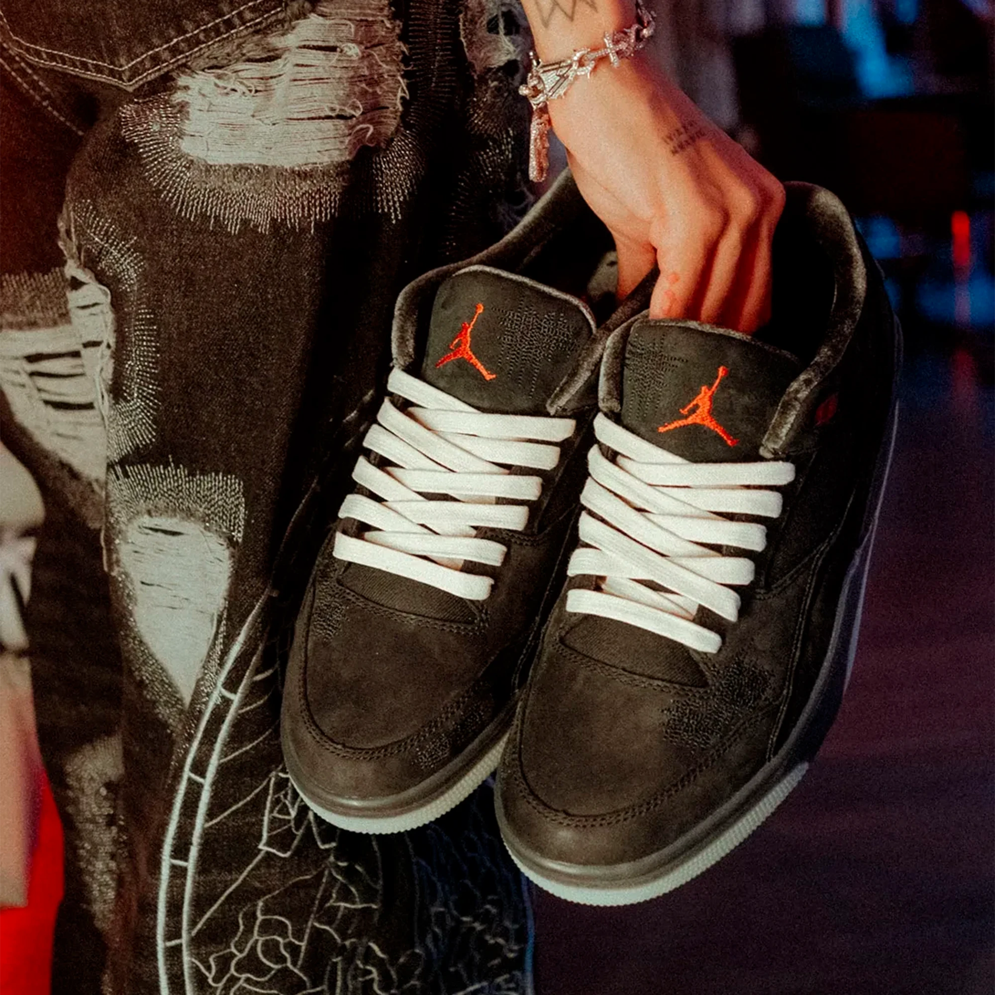 Who Decides War x Jordan Flight Court “Bred”