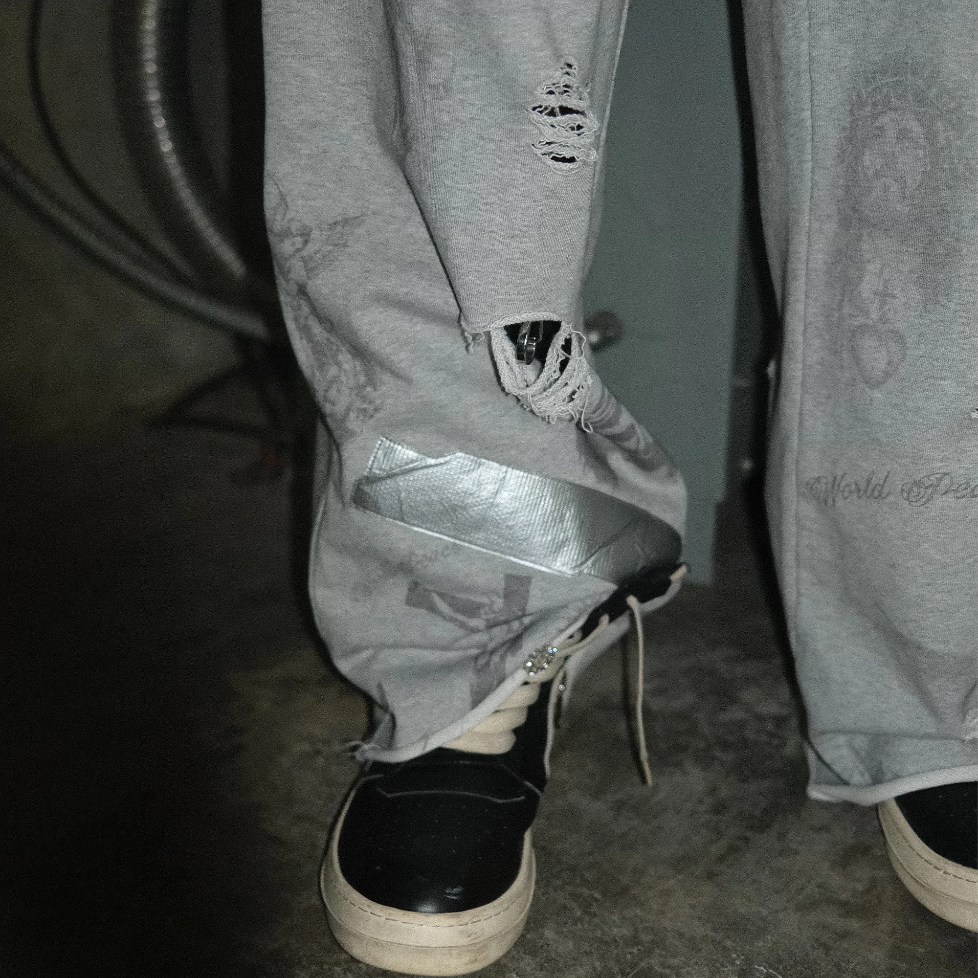 Freed Me From My Sins Sweat "White"